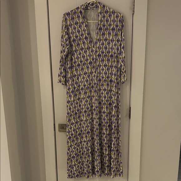 Geometric Patterned Maxi Dress - Picture 1 of 3